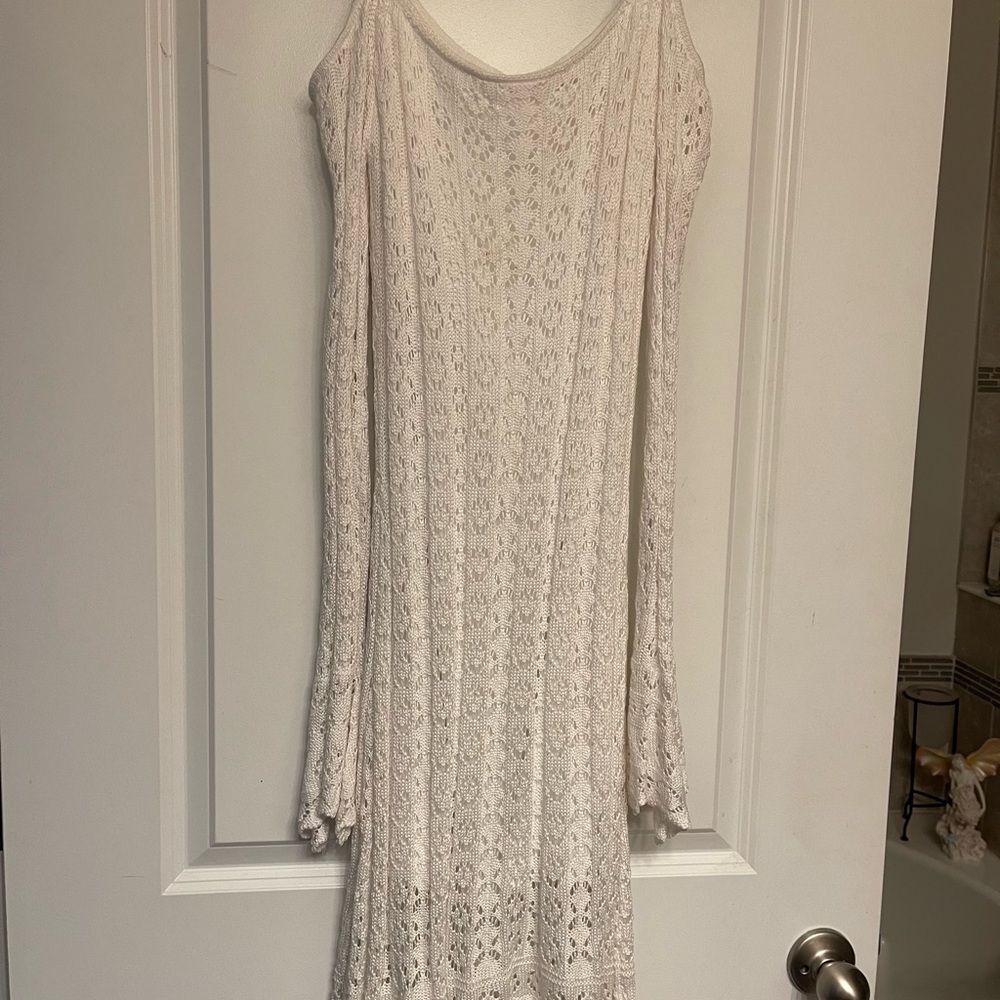 Venus Elegant White Lace Dress